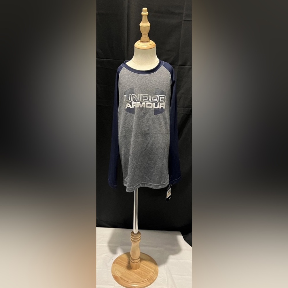 Boys Under Armour Long Sleeve - NWT - FREE SHIPPING!